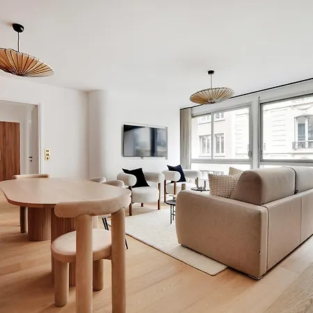 Pick A Flat's In Tour Eiffel - Rue De L'amiral Hamelin * Paris
